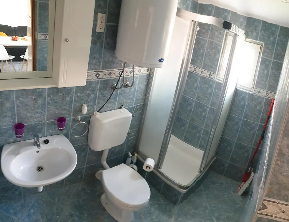 Vila Maria Vir Apartment