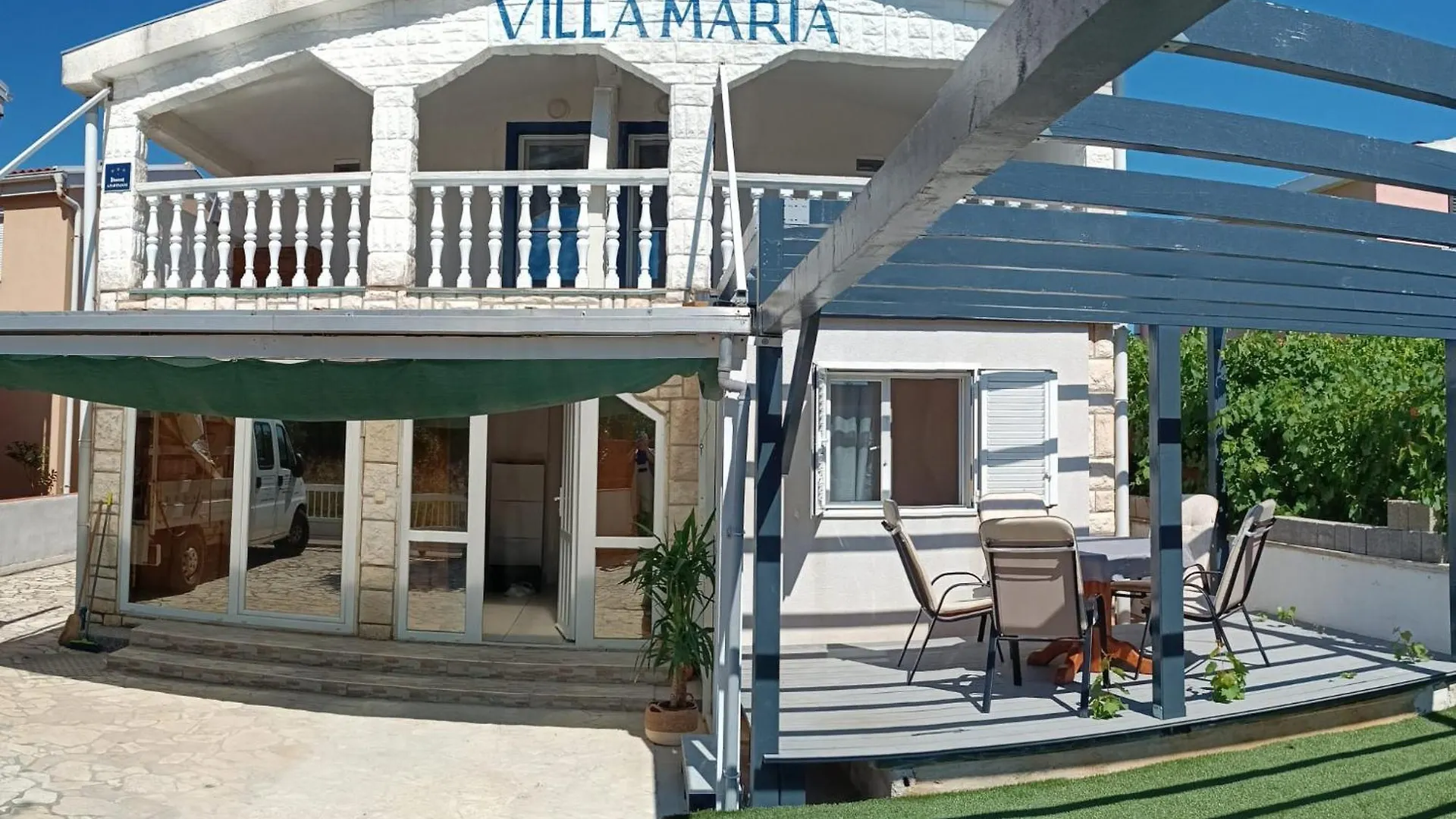 Vila Maria Vir